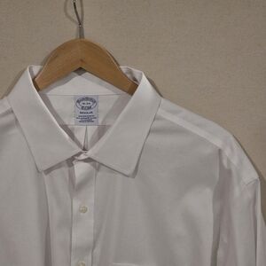 Brooks Brothers Regular Fit Button Down 18-34